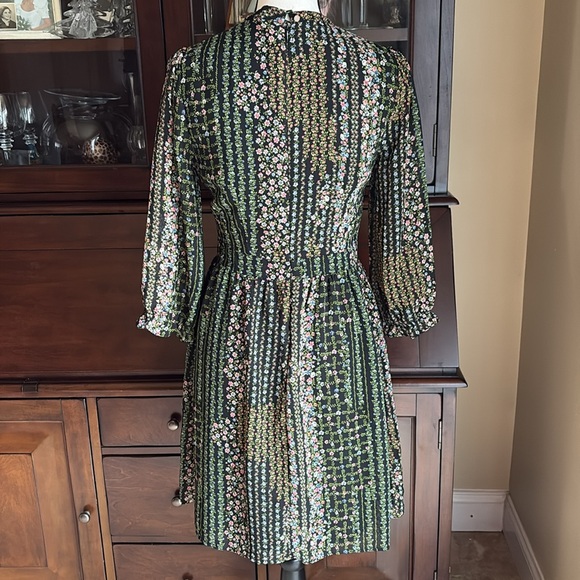 Forever 21 Floral Green Dress S - Picture 7 of 12